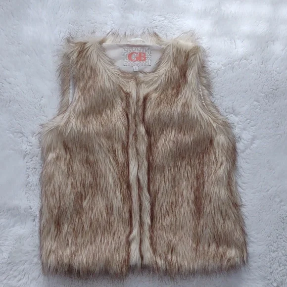 GB FUR VEST . - Picture 1 of 14